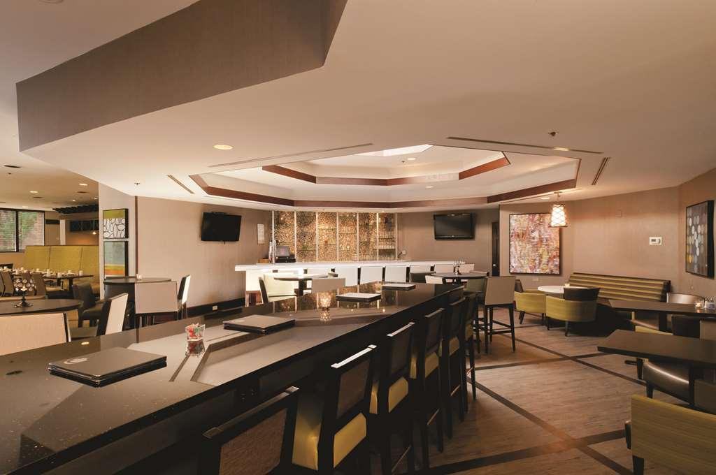 Doubletree Suites By Hilton Charlotte/Southpark Ristorante foto