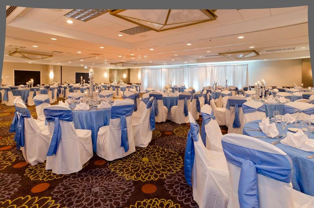 Doubletree Suites By Hilton Charlotte/Southpark Servizi foto