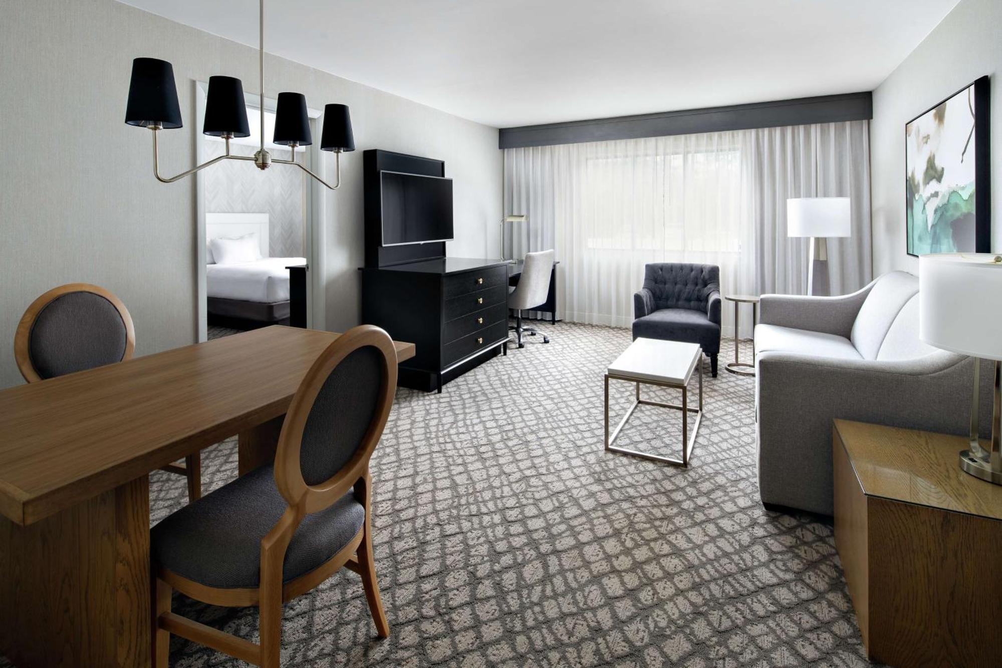 Doubletree Suites By Hilton Charlotte/Southpark Esterno foto